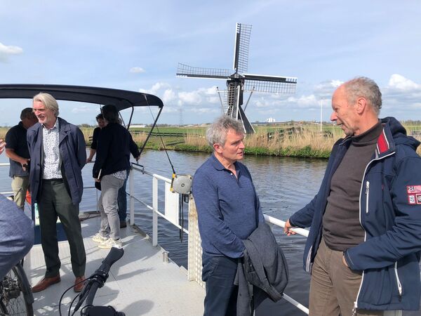 whatsapp-image-2026-04-17-at-1